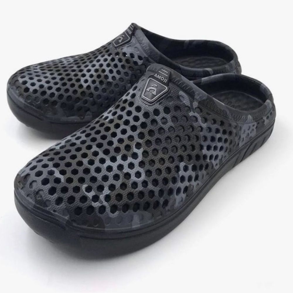 Amoji slip on shoes